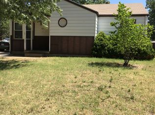 825 Choctaw Ave, Salina, KS 67401