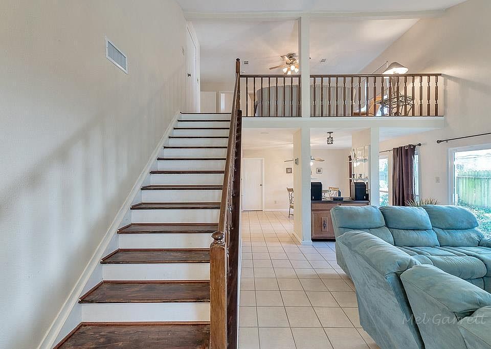 1st image of 3667 Duncaster Dr