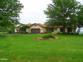 28-82 Lake Carroll Blvd, Lanark, IL 61046