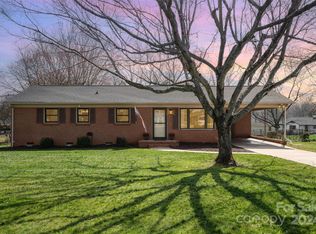 204 Stowe Rd, Belmont, NC 28012