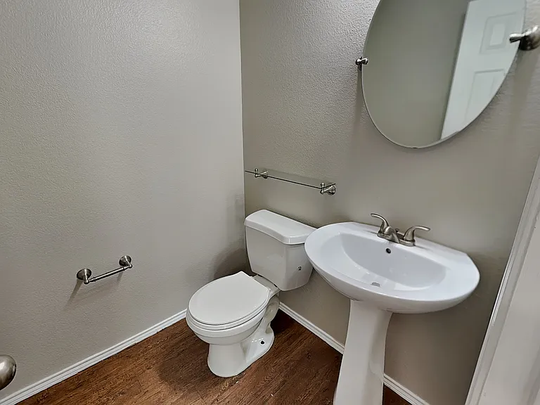 8453 Shallow Creek Dr — Photo 8