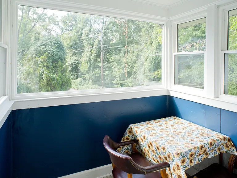 261 Fairview Rd — Photo 8
