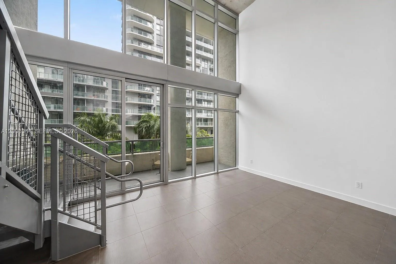 Four Midtown Miami Condo — Photo 4