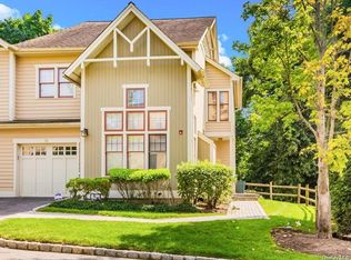 53 Landing Dr, Dobbs Ferry, NY 10522