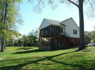 1602 Wyeth Dr, Guntersville, AL 35976