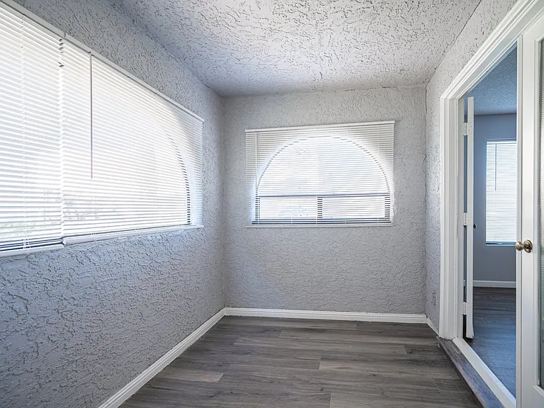 1406 Santa Margarita St #B — Photo 22