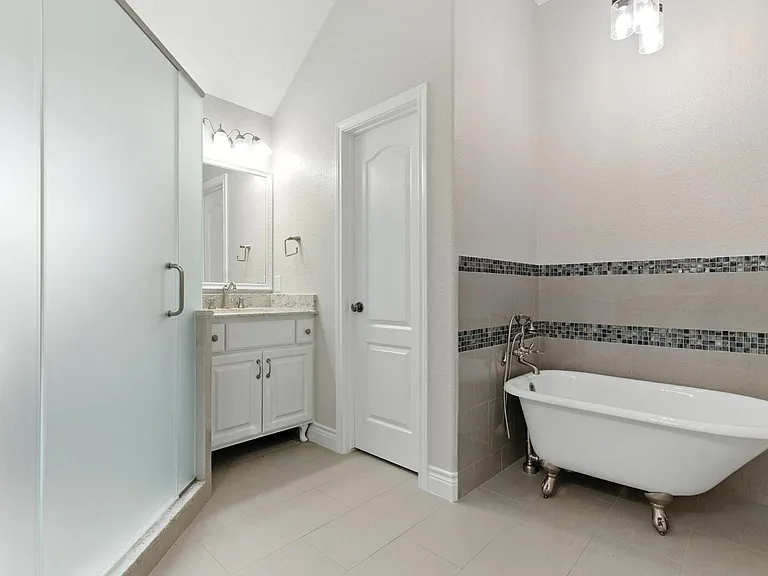 28527 Connordale Ln — Photo 21