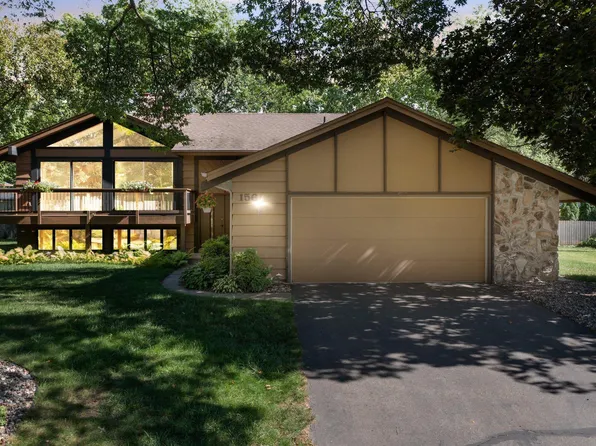 156 Chaparral Dr, Apple Valley, MN 55124