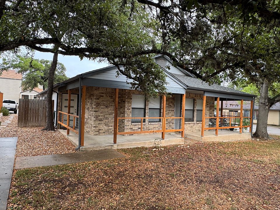 1st image of 7825 Beauregard Cir APT 9A
