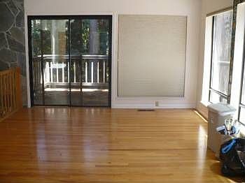 3rd image of 410 Esmeralda Dr
