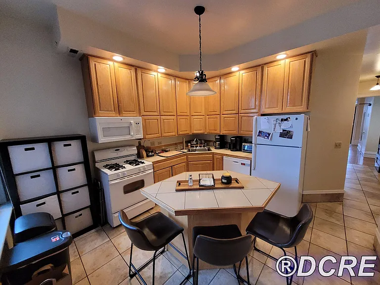 403 W North Ave #3 — Photo 5
