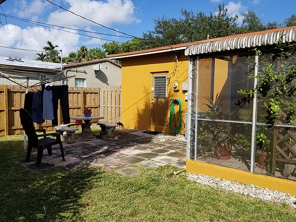 5th image of 288 La Villa Dr