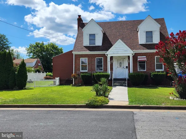 412 W 15th St, Front Royal, VA 22630