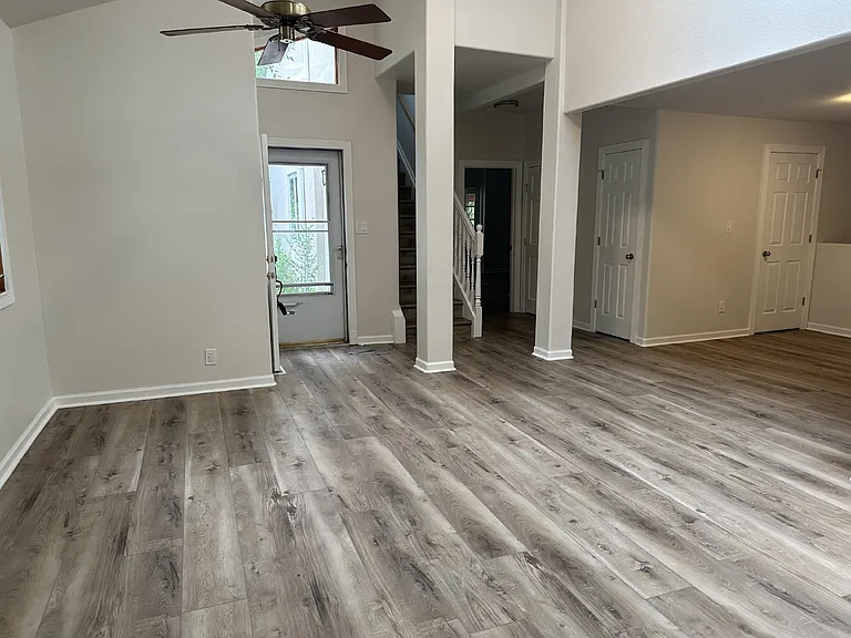 1752 S Clarkson St — Photo 8