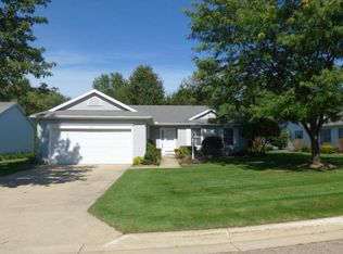 107 N Villamere Dr, Dowagiac, MI 49047