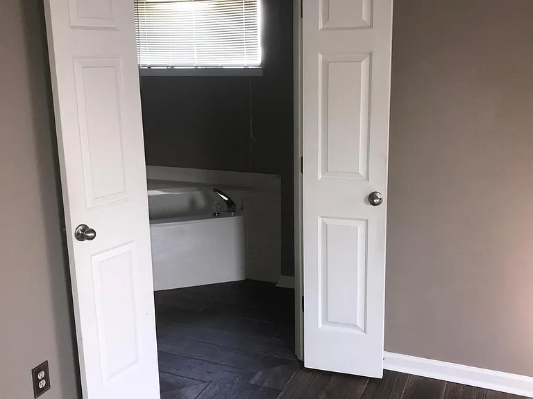 Enter master bath