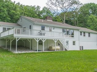 4 North Rd, Kinnelon, NJ 07405