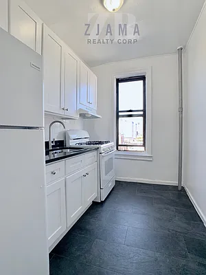 Rented by Zjama Realty Corp | media 5