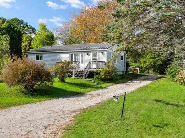 6 North St, Western Shore, NS B0J 1K0