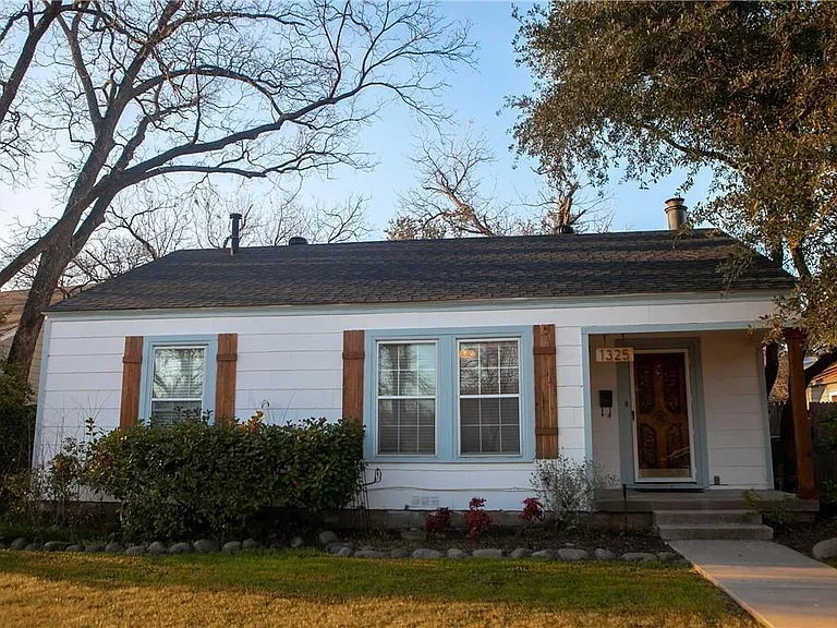 1325 Smilax Ave — Photo 1