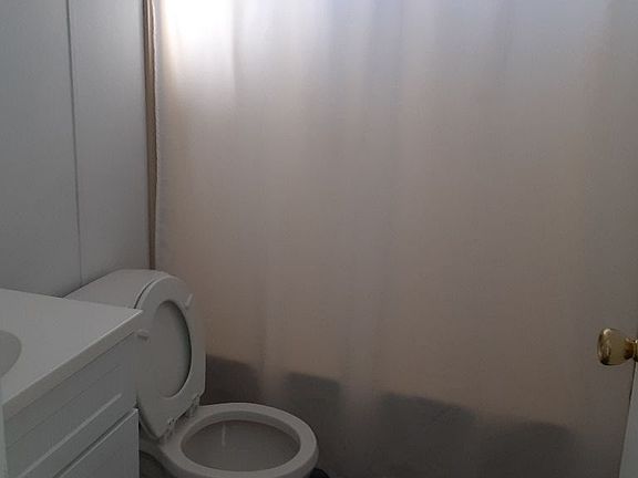 5th image of 4065 E University Dr #539