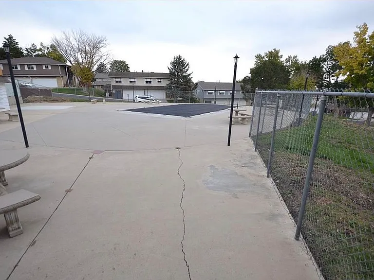 9865 Lane St — Photo 13