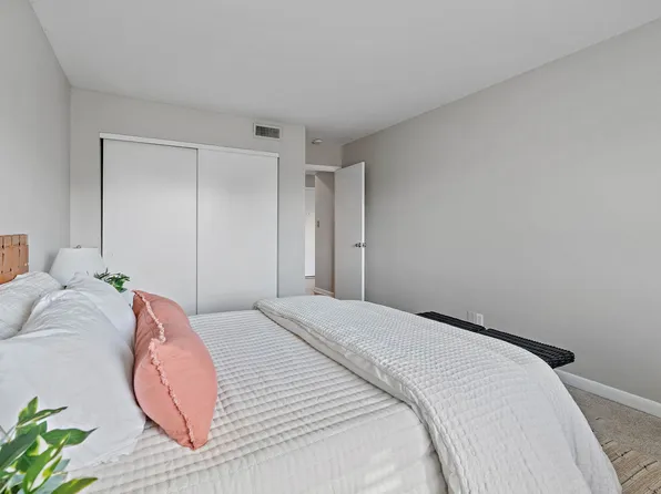 1900 Richard Jones Rd APT B206, Nashville, TN 37215