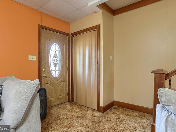 3rd image of 1003 E Lehman St