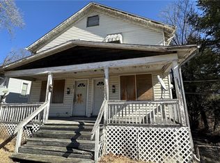 801 Park Dr, Alton, IL