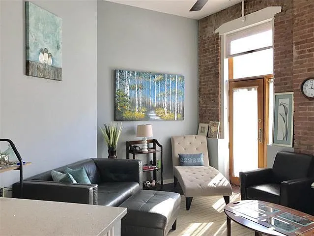 1015 Grand St #1E — Photo 1