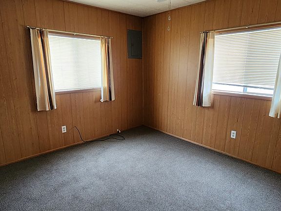 3rd image of 1417 W 6th Street