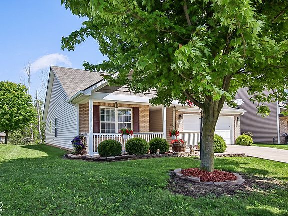 3rd image of 5826 Cabot Dr