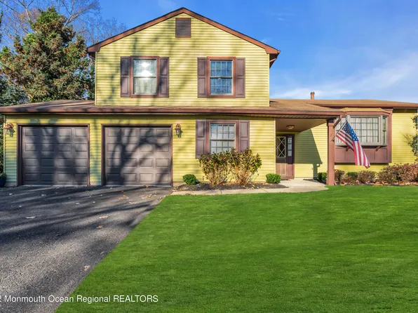 2 Kettle Court, Howell, NJ 07731