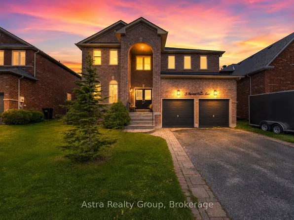 3 Imperial Crown Ln, Barrie, ON L4N 0T3
