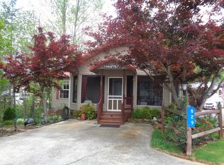 829 Peacock Ridge Dr, Townsend, TN 37882
