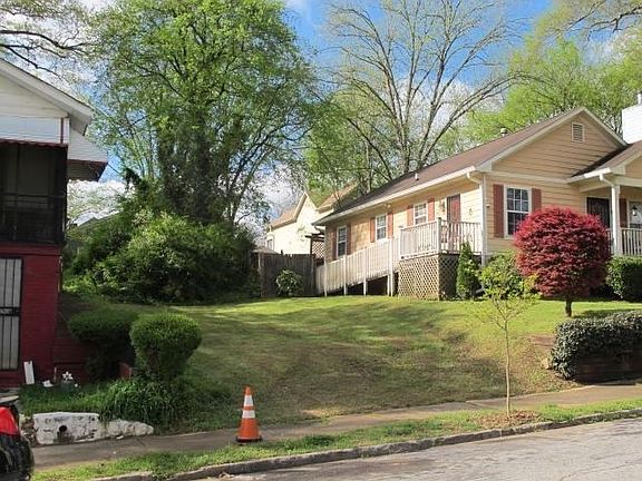 4th image of 143 Little St SE Lot 0