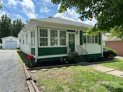 211 Spruce St, Badin, NC, 28009