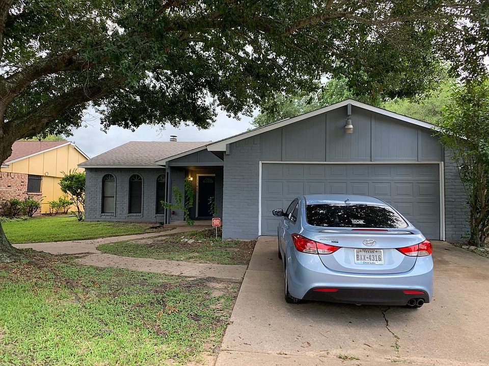1st image of 17415 Wild Willow Ln