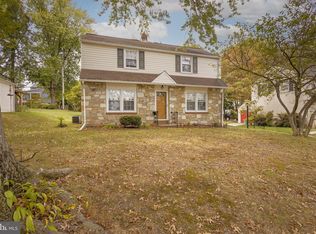 314 Greenhill Rd, Willow Grove, PA 19090