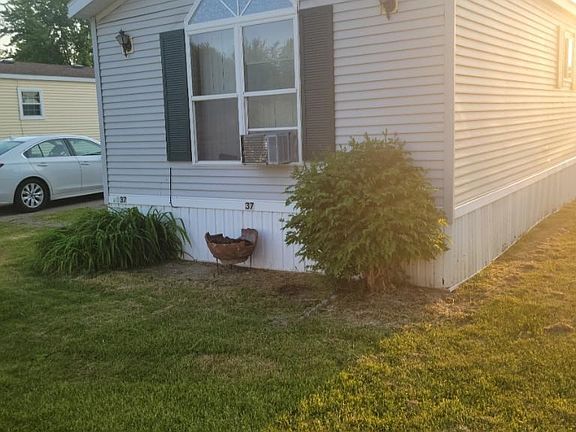 2nd image of 73100 County Road 388 #37