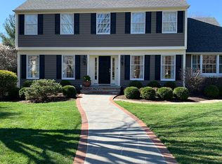 1 Bridlewood Ln, Moorestown, NJ 08057