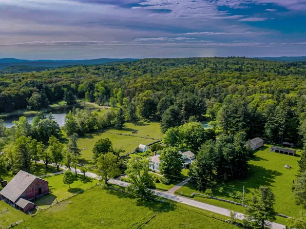 764 E Hill Rd, New Marlboro, MA 01230