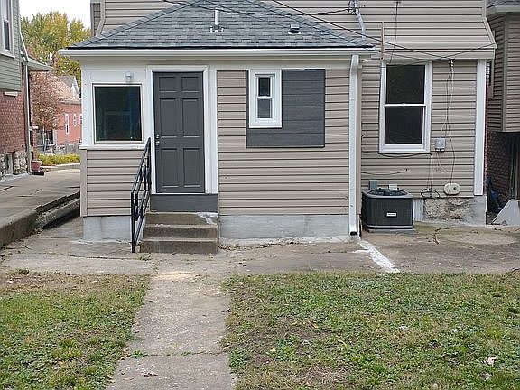 3rd image of 2808 E 11th St