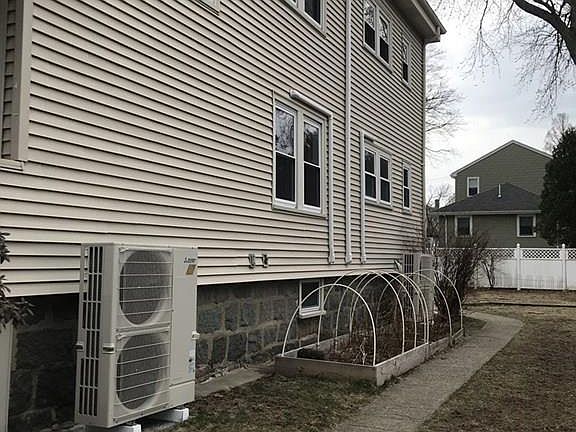 3rd image of 50 Hughes St Unit 1
