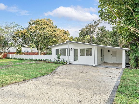 4th image of 474 Enfield St