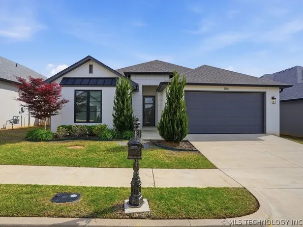 1114 W 86th St, Tulsa, OK 74132