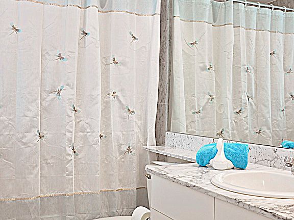 5th image of 800 Claughton Island Dr APT 901