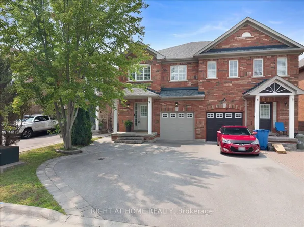 171 Burgess Cres, Newmarket, ON L3X 2T9