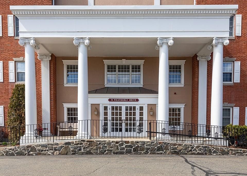 1st image of 70 Weatherly Dr Unit 206