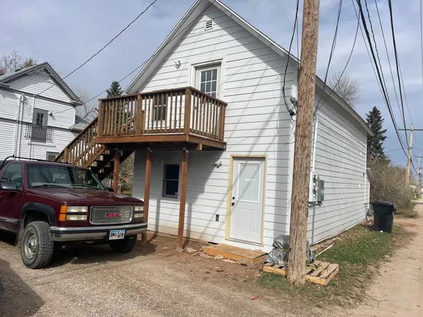 1230 N 5th St #2, Spearfish, SD 57783